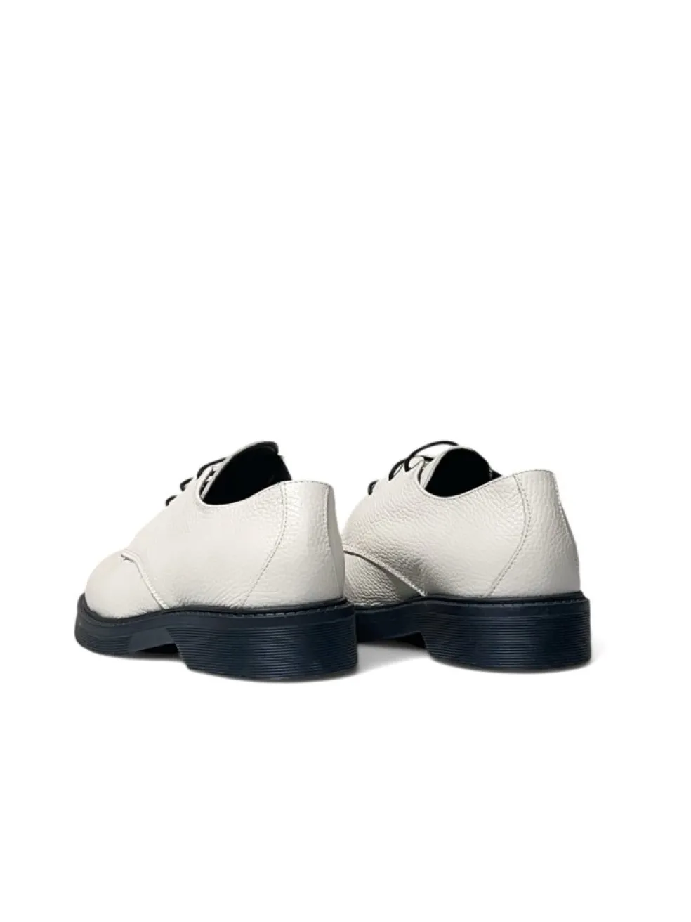 Mocassini donna “Simone Parisi Milano” DERBY Collezione Autunno/Inverno 2024/2025 Martellato – Bianco/Beige