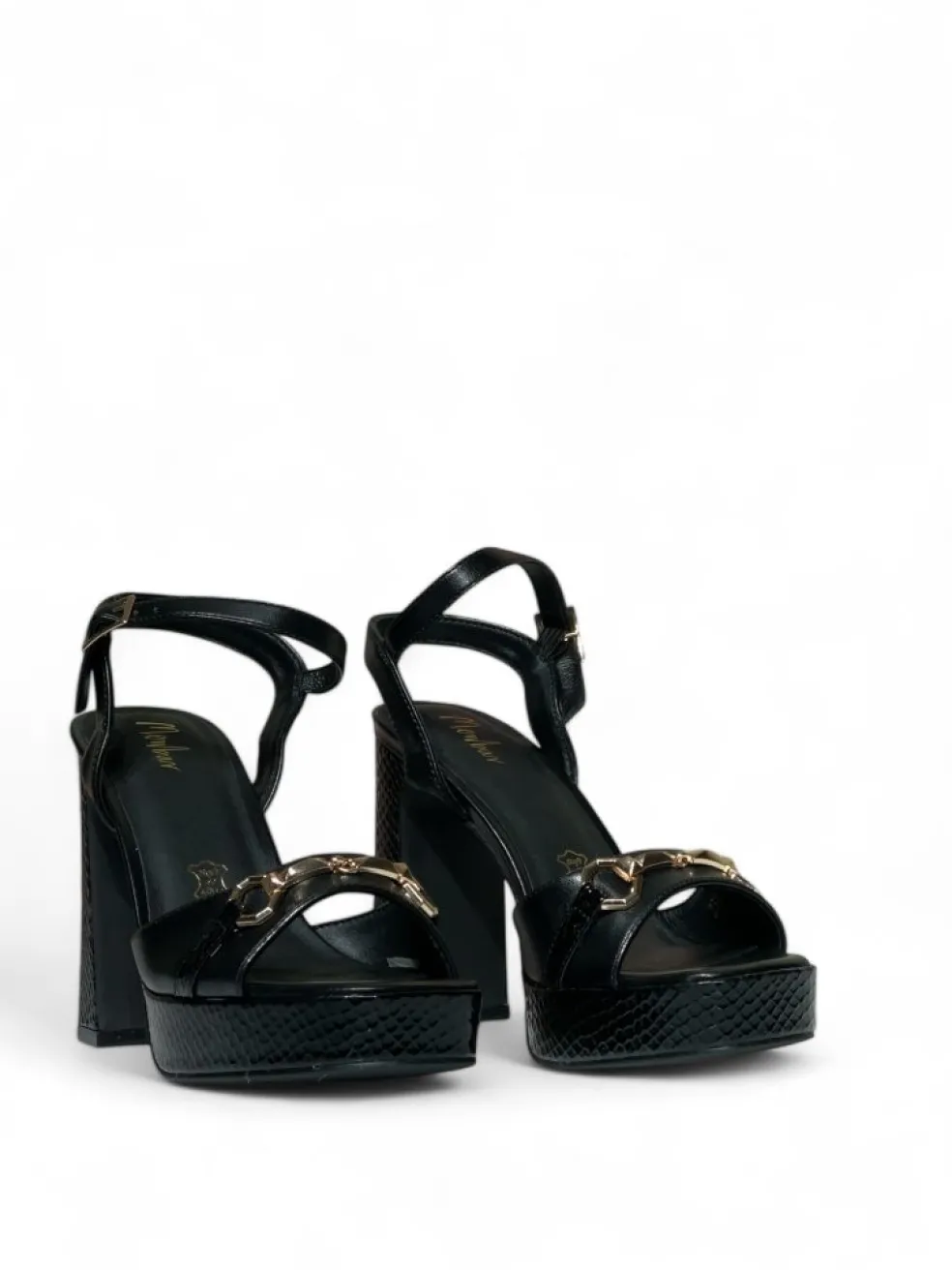 Sandali donna “Menbur” 23817 Collezione Primavera/Estate 2025 – Nero