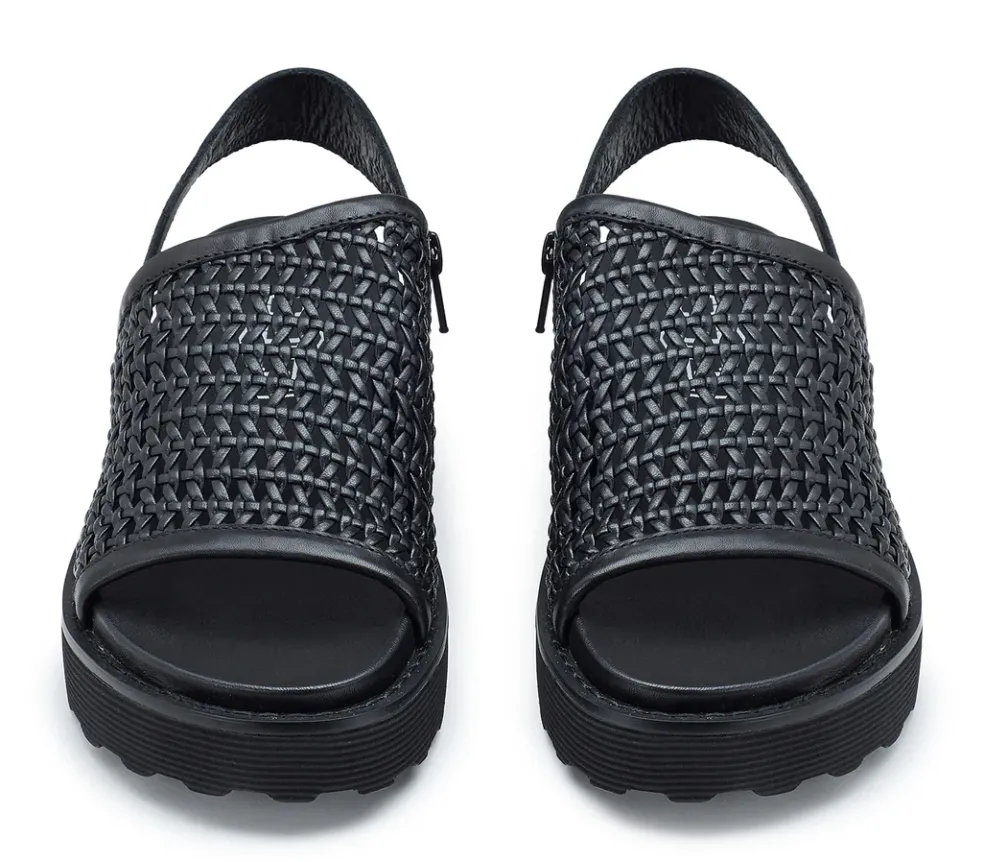 Sandali sabot donna “Cult” CLW428900 Collezione Primavera/Estate 2025 – Nero