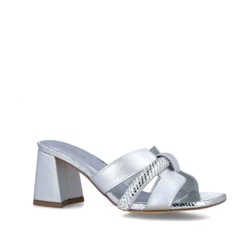 Scalzati donna “Menbur” 25184 Collezione Primavera/Estate 2025 – Nero/Argento