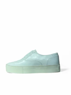 Sneakers donna “Cult” CLE102462 Collezione Primavera/Estate 2025 – Bianco
