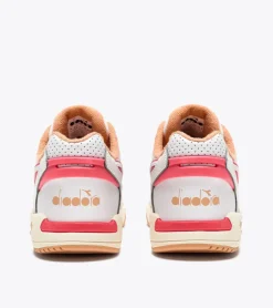Sneakers donna “Diadora” 501.179584 01 Primavera/Estate 2025 – Bianco e pesca