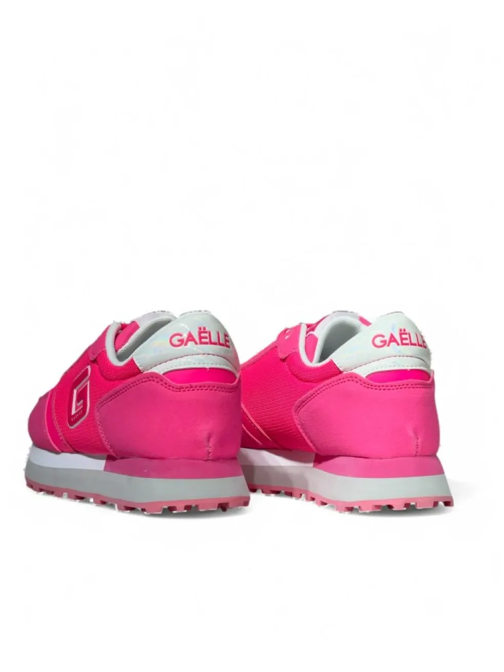 Sneakers donna “Gaelle Paris” GACAW00025 Collezione Primavera/Estate 2025 – Verde cedro/Fucsia fluo