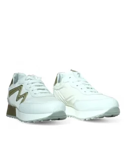 Sneakers donna “Manila Grace” 607 16 Collezione Primavera/Estate 2025 – Bianco e platino