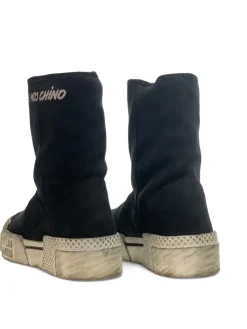 Stivaletti donna “Love Moschino” JA15785H0HJA5000 Collezione Autunno/Inverno 2024/2025 – Nero